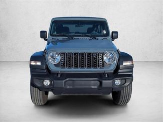 Used 2025 Jeep Wrangler Sport video 1