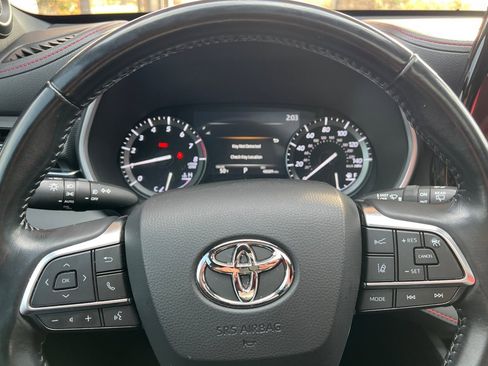 Used 2021 Toyota Highlander XSE image 30
