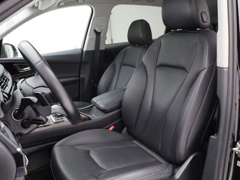 Used 2017 Audi Q7 3.0T Prestige w/ Prestige Package image 18
