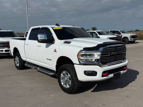 Used 2024 RAM 2500 Laramie AWD/4WD image 2