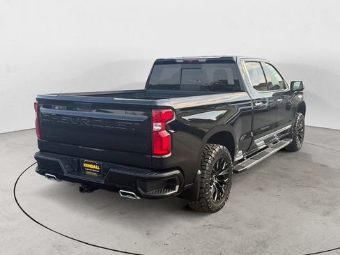 Used 2024 Chevrolet Silverado 1500 High Country w/ Max Trailering Package AWD/4WD image 5