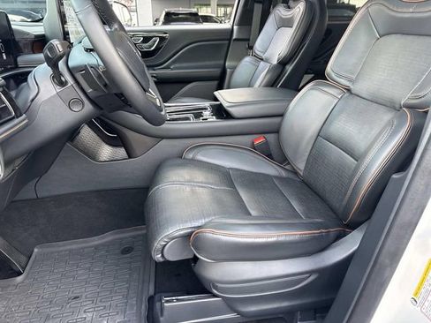 Used 2025 Lincoln Aviator Black Label w/ Jet Appearance Package image 20