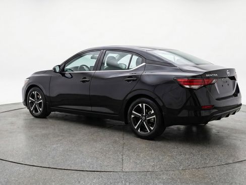 Used 2024 Nissan Sentra SV FWD image 6