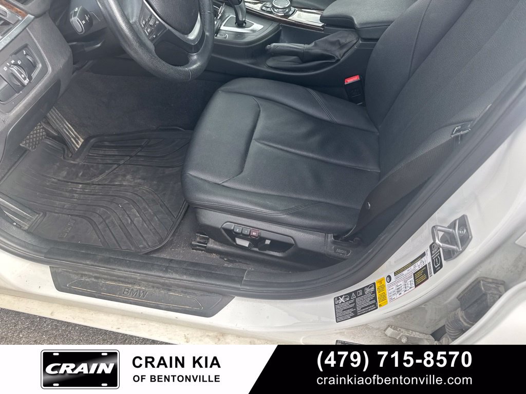 Used 2015 BMW 328i xDrive Sedan AWD/4WD image 28