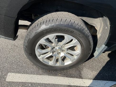 Used 2022 Chevrolet Silverado 1500 LTZ image 11