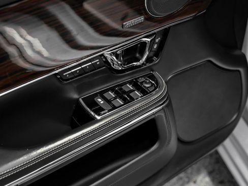 Used 2019 Jaguar XJ L Portfolio image 37