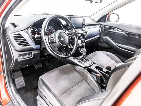 Used 2021 Kia Seltos S AWD/4WD image 27
