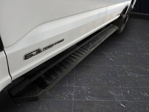 Used 2025 Ford F350 Lariat w/ Black Appearance Package image 39