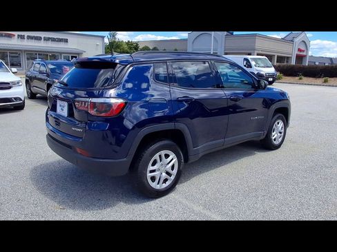 Used 2018 Jeep Compass Sport w/ Tech Group AWD/4WD image 8
