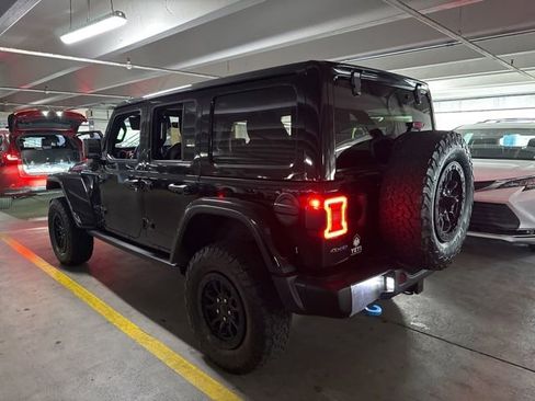Used 2023 Jeep Wrangler Unlimited Rubicon 4xe AWD/4WD image 5