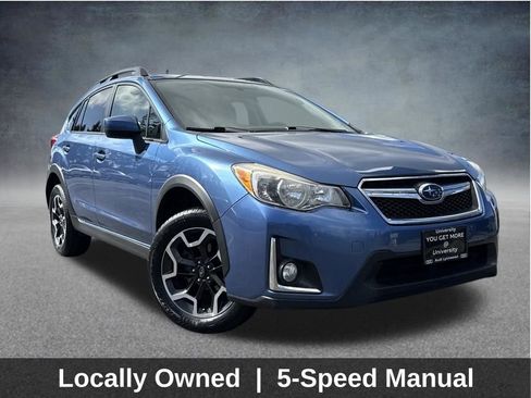 Used 2017 Subaru Crosstrek 2.0i Premium image 1