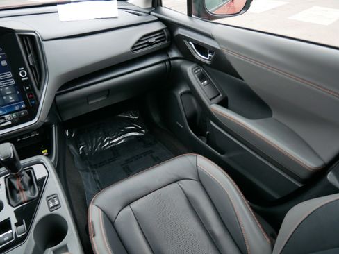 Certified 2024 Subaru Crosstrek 2.5i Limited w/ Crosstrek Mirror Package image 11