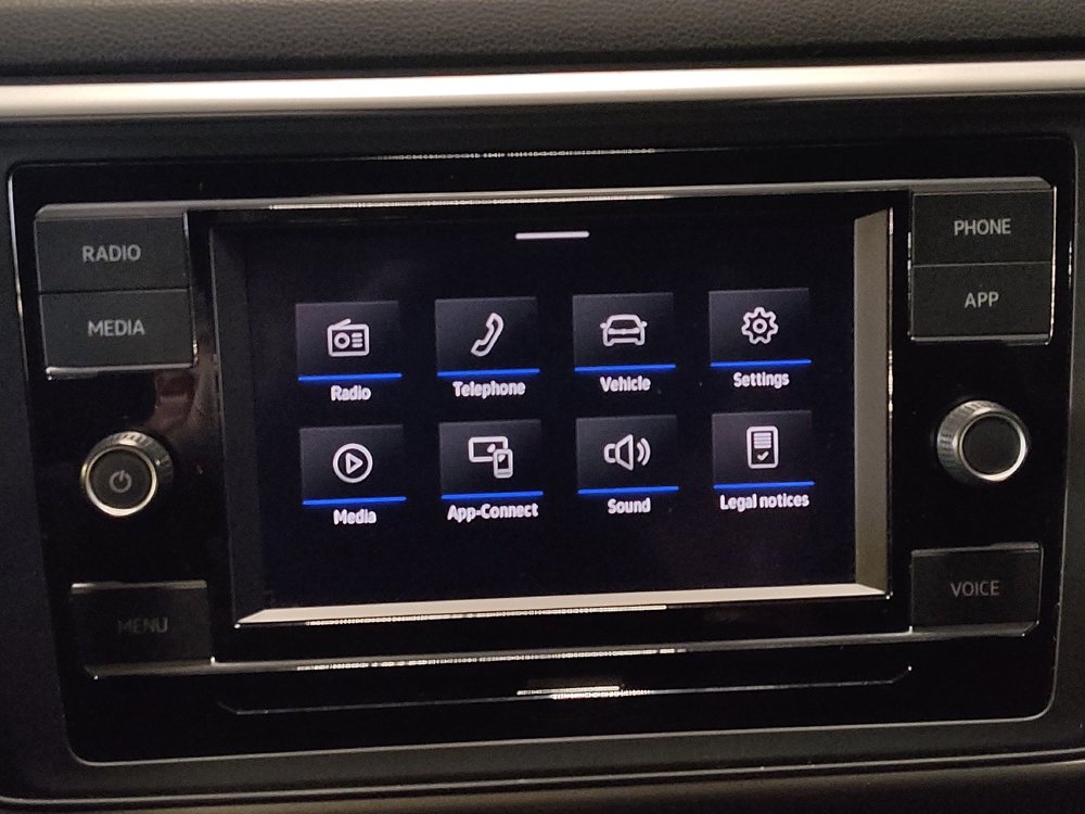 Used 2022 Volkswagen Atlas Cross Sport SE FWD image 25
