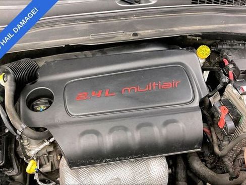 Used 2017 Jeep Renegade Altitude FWD image 29