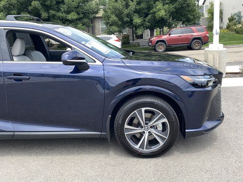 Used 2026 Lexus RX 350h w/ Accessory Package (2T) AWD/4WD image 8