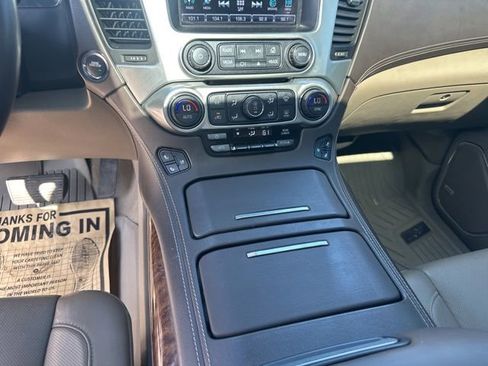 Used 2020 Chevrolet Tahoe Premier w/ 6.2L Performance Package AWD/4WD image 18