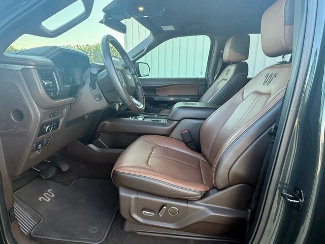 Used 2023 Ford Expedition Max King Ranch RWD image 30