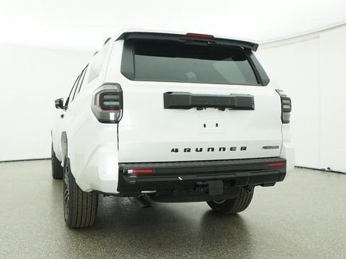 New 2026 Toyota 4Runner 4WD image 22