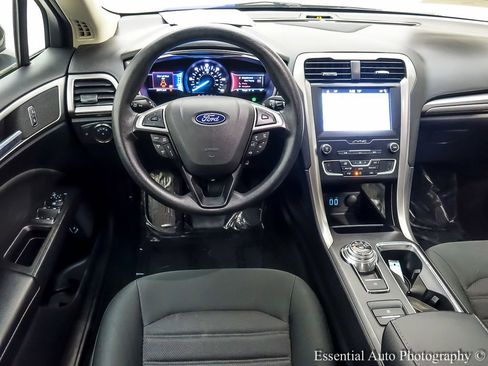 Certified 2019 Ford Fusion SE image 13