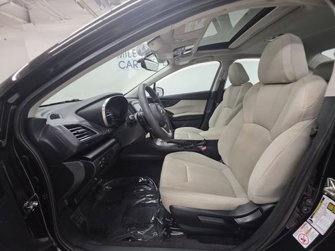 Used 2019 Subaru Impreza 2.0i Premium image 7