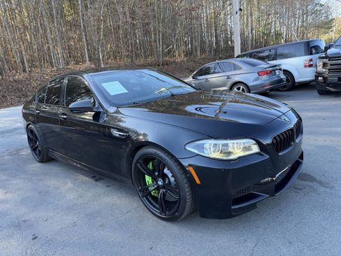 Used 2014 BMW M5 image 3