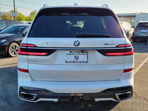 Used 2023 BMW X7 xDrive40i w/ Executive Package AWD/4WD image 5