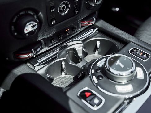 Used 2014 Rolls-Royce Ghost RWD image 78