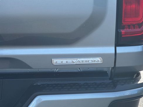 New 2025 GMC Canyon Elevation w/ Convenience Package image 23