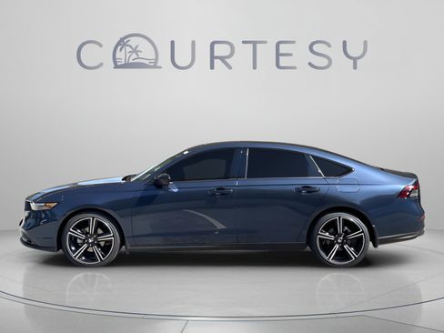 Used 2026 Honda Accord SE image 4
