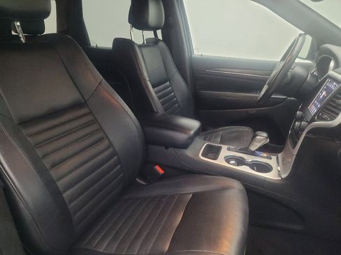 Used 2018 Jeep Grand Cherokee Limited RWD image 21