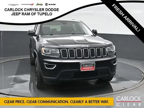 Used 2020 Jeep Grand Cherokee Laredo AWD/4WD image 7