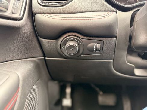 Used 2023 Dodge Durango GT image 17