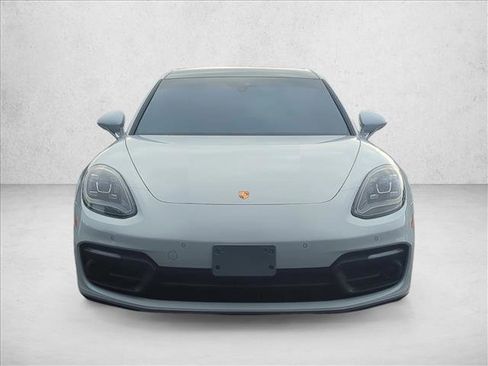 Used 2022 Porsche Panamera 4 w/ Premium Package image 2