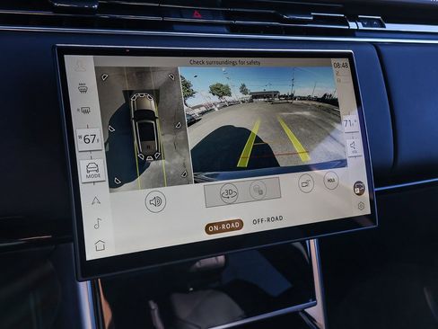 New 2026 Land Rover Range Rover Long Wheelbase SE image 34