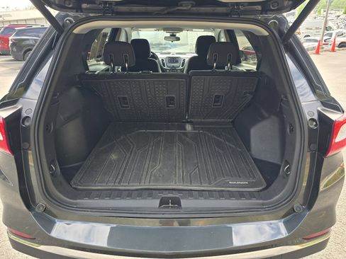Used 2020 Chevrolet Equinox LT FWD image 25