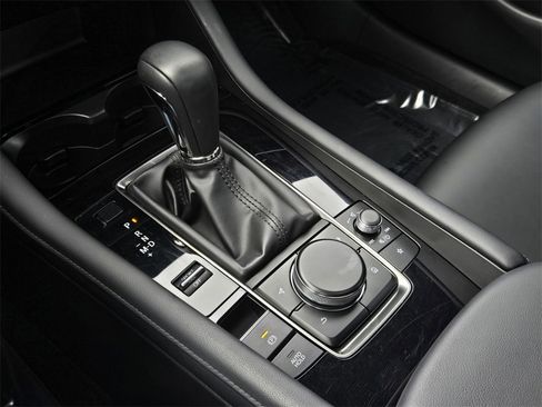 Used 2025 MAZDA MAZDA3 s image 18