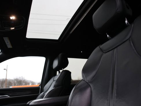 Used 2022 Jeep Wagoneer Series I w/ Premium Group I image 26