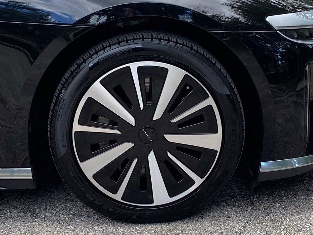 Used 2024 Lucid Air Pure RWD image 13