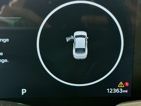 Used 2025 Kia K4 EX image 15