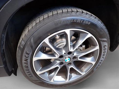 Used 2018 BMW X5 xDrive40e image 6