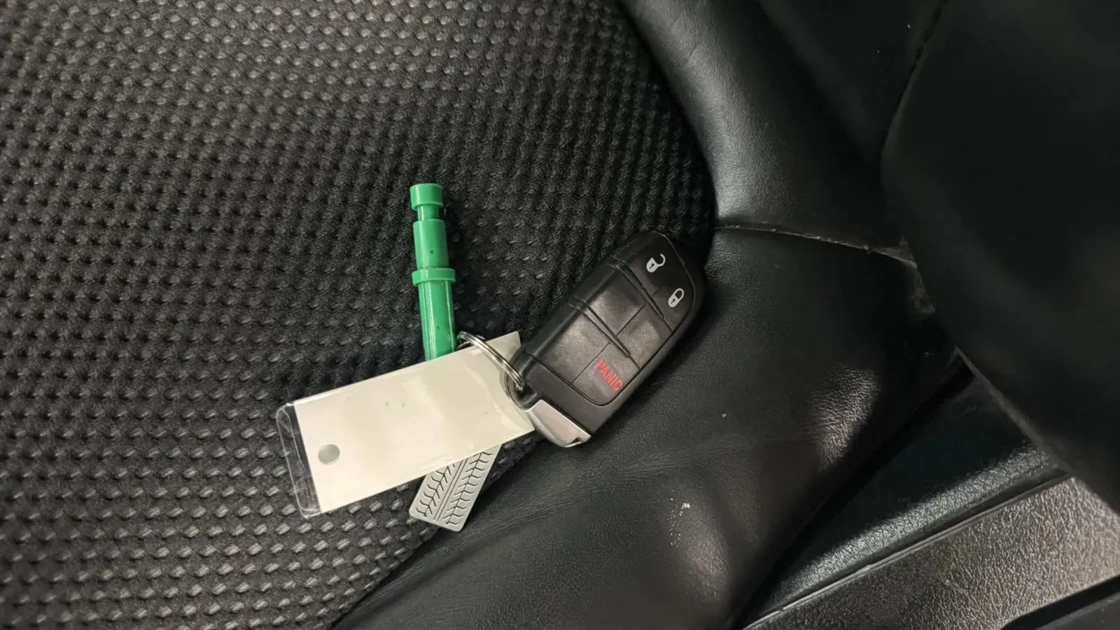 Used 2018 Dodge Journey Crossroad FWD image 24