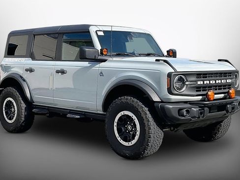 Used 2023 Ford Bronco Black Diamond AWD/4WD image 1