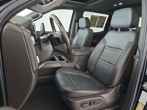 Used 2019 GMC Sierra 1500 Denali w/ Technology Package AWD/4WD image 25