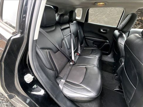 Used 2018 Jeep Compass Latitude w/ Popular Equipment Group image 25