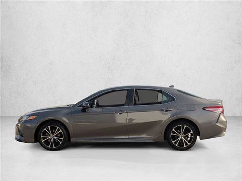 Used 2019 Toyota Camry SE image 8