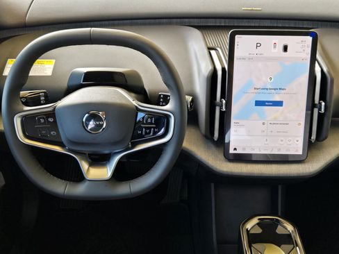 New 2025 Volvo EX30 Ultra w/ Protection Package Premier image 27