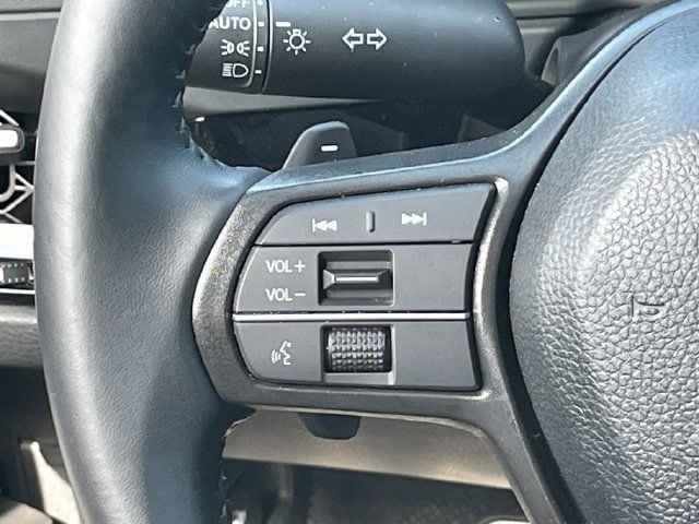 Used 2025 Honda Accord Sport image 13