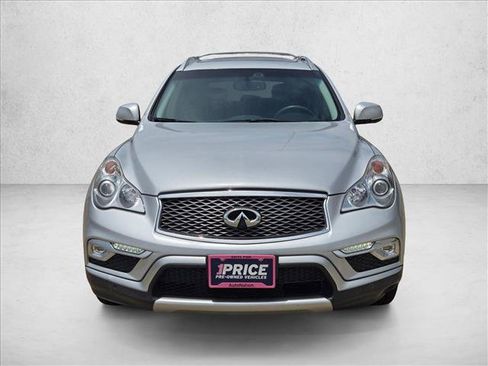 Used 2017 INFINITI QX50 2WD w/ Technology Package image 2