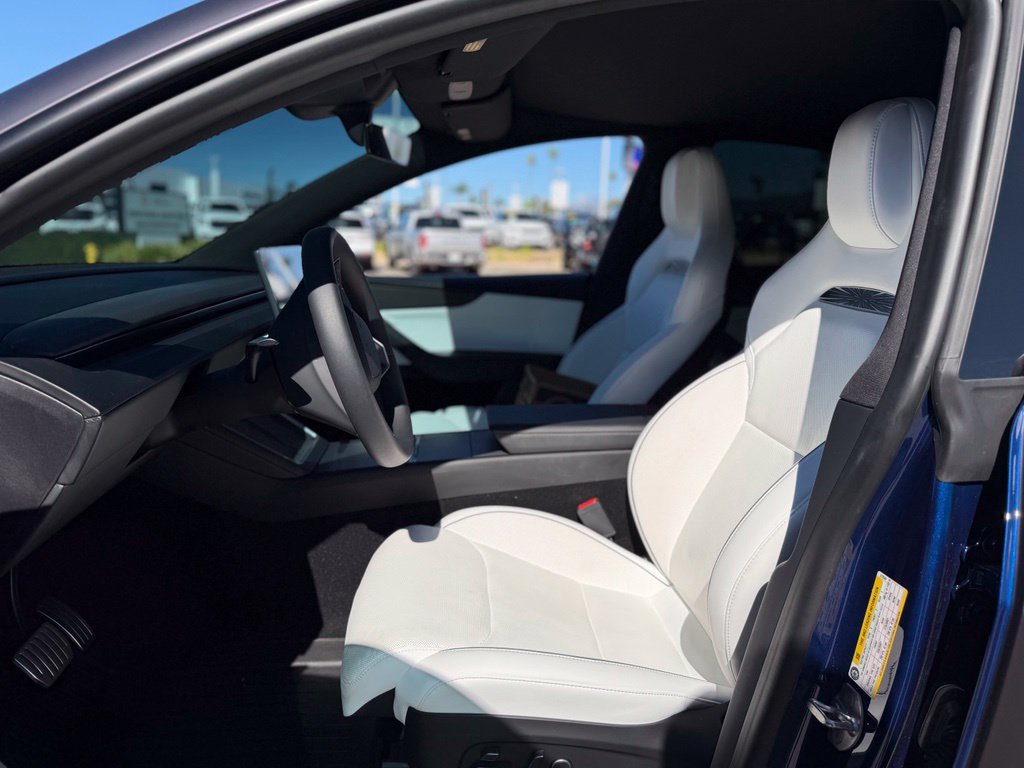 Used 2026 Tesla Model Y Performance AWD/4WD image 5