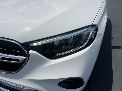 Certified 2025 Mercedes-Benz GLC 300 4MATIC image 6